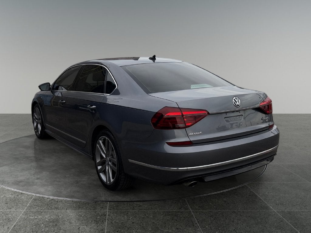 2019 Volkswagen Passat 2.0T SE R-Line