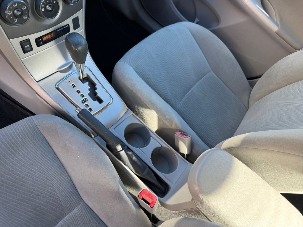 2011 Toyota Corolla LE
