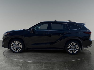 2024 Toyota Highlander Platinum