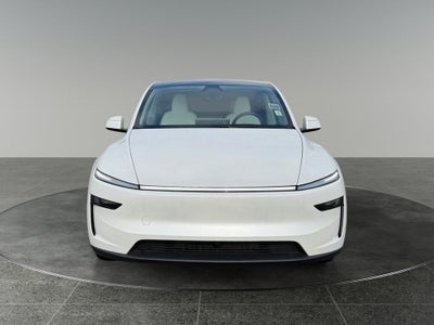 2026 Tesla Model Y Base
