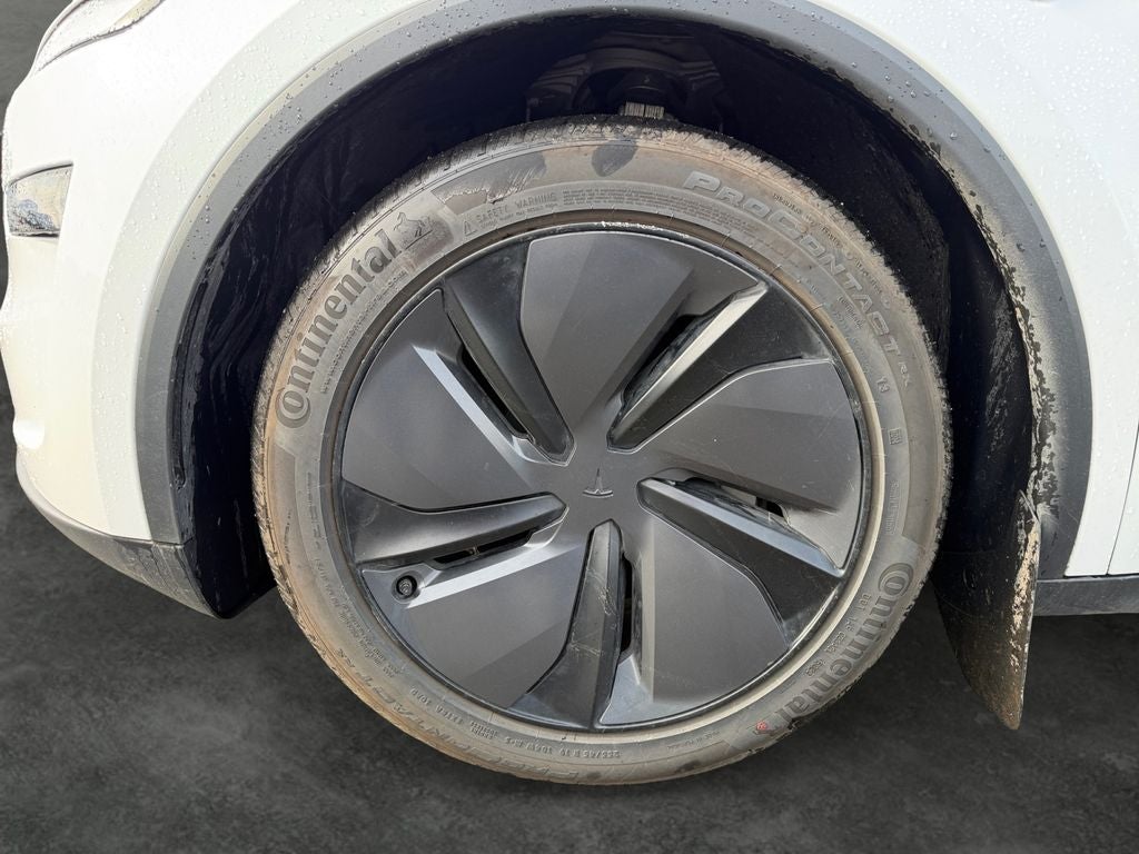 2026 Tesla Model Y Base