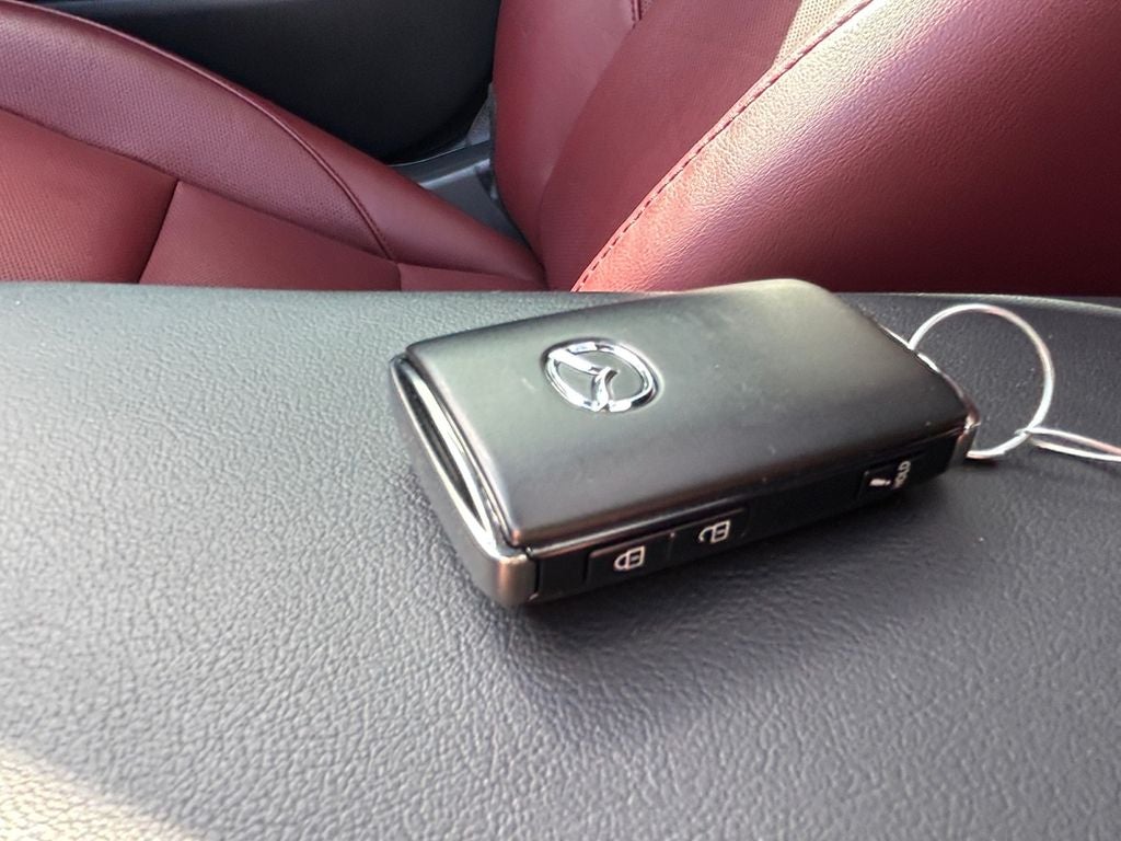 2024 Mazda Mazda3 2.5 S Carbon Edition