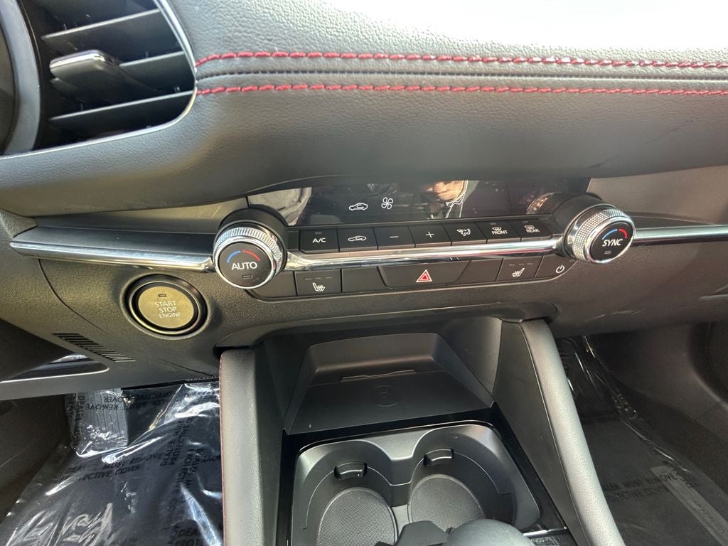 2024 Mazda Mazda3 2.5 S Carbon Edition