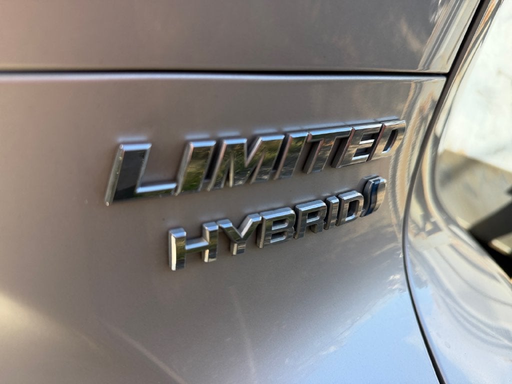 2022 Toyota Venza Limited