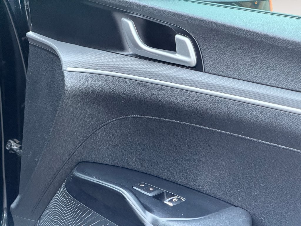 2022 Kia K5 LXS