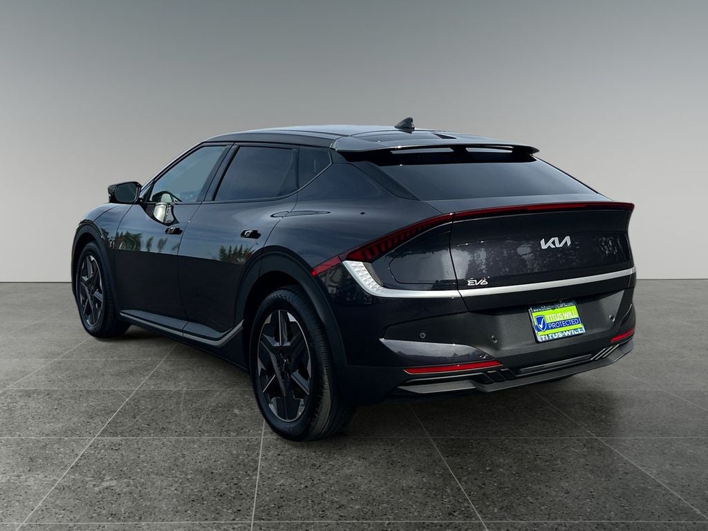 2025 Kia EV6 Light