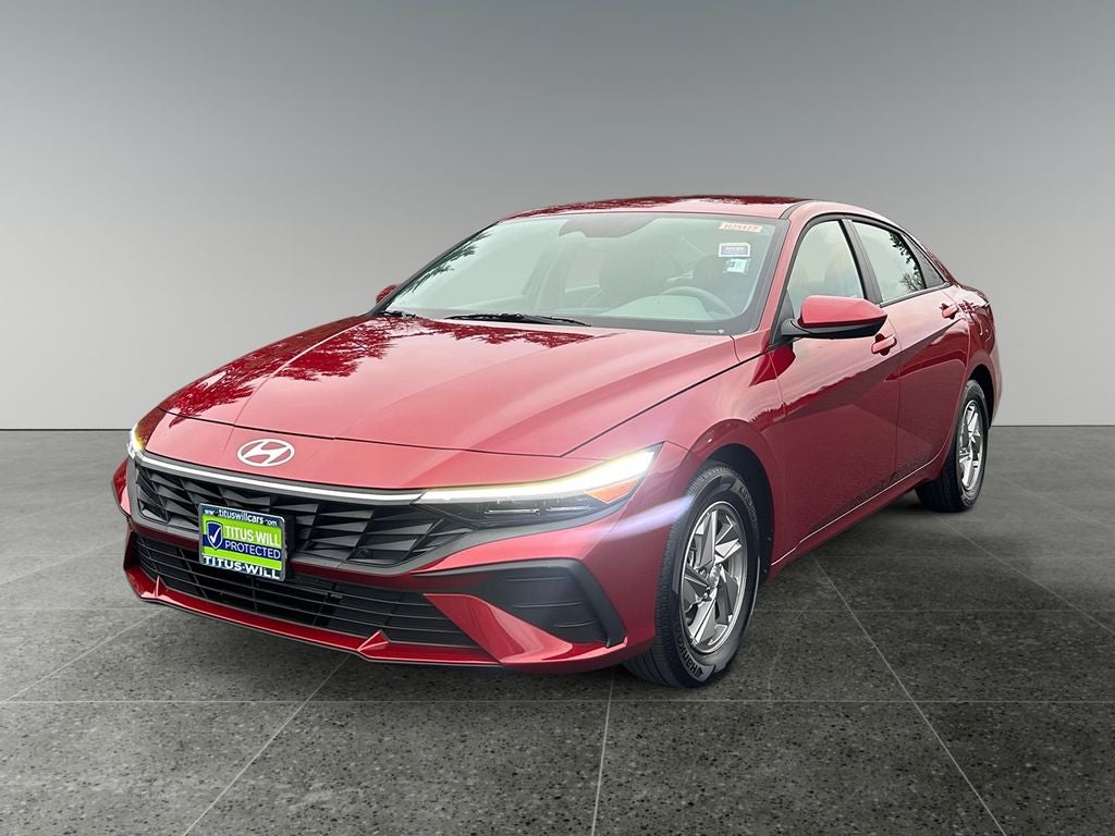 2025 Hyundai Elantra SE