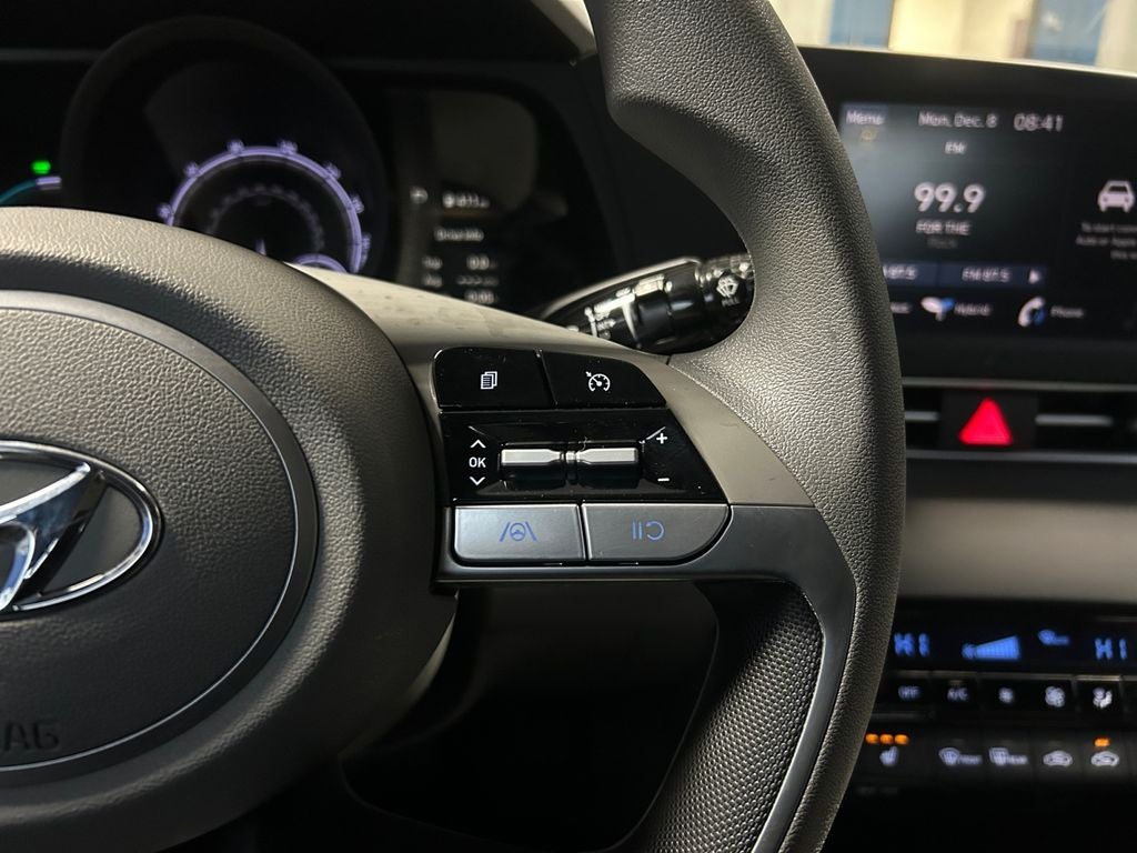 2023 Hyundai Elantra Hybrid Blue