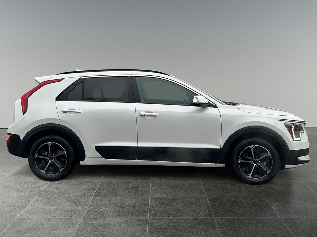 2023 Kia Niro EX