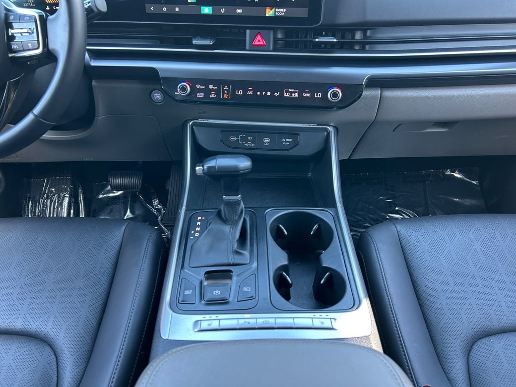 2025 Kia Carnival LXS