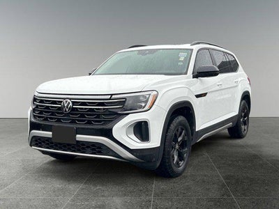 2024 Volkswagen Atlas 2.0T Peak Edition SE w/Technology