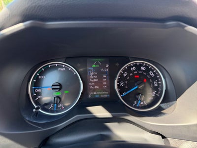 2021 Toyota RAV4 Hybrid XLE