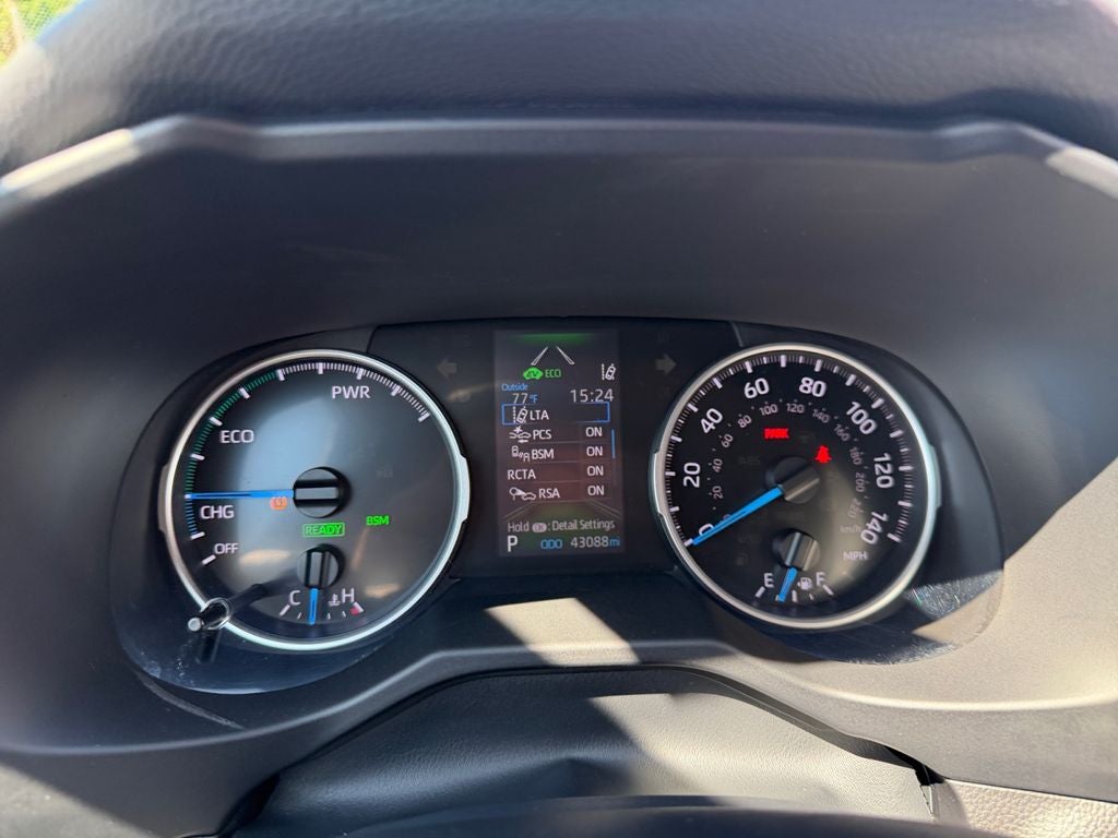 2021 Toyota RAV4 Hybrid XLE