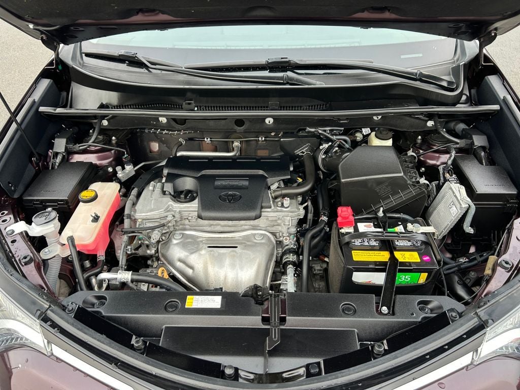 2017 Toyota RAV4 XLE 1 Owner Local