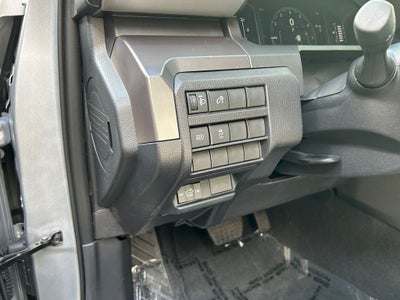 2025 Toyota TACOMA SR5 SR5