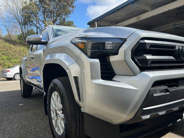 2025 Toyota TACOMA SR5 SR5