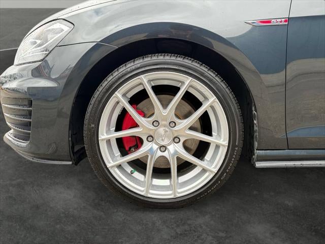 2016 Volkswagen Golf GTI S