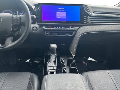 2025 Toyota CAMRY XLE