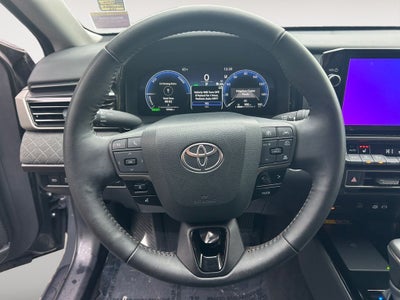 2025 Toyota CAMRY XLE