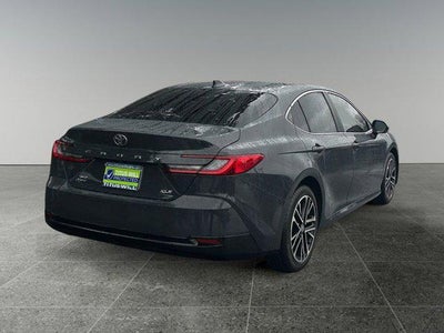 2025 Toyota CAMRY XLE