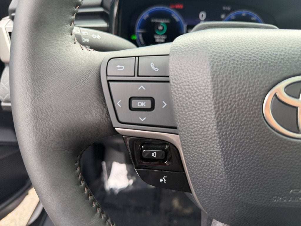 2025 Toyota Camry XLE