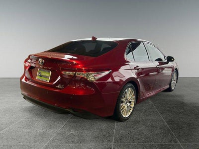 2020 Toyota CAMRY HYBRID XLE 1 Owner Local Trade In