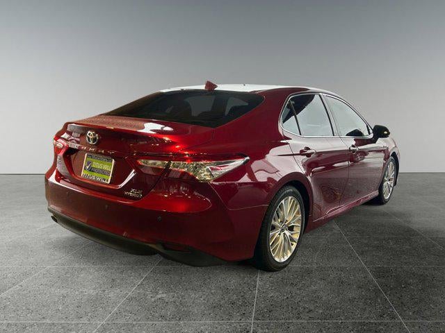 2020 Toyota CAMRY HYBRID XLE 1 Owner Local Trade In