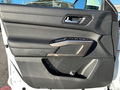 2025 Nissan Pathfinder Platinum