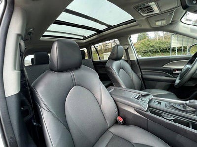 2024 Toyota GRAND HIGHLANDER XLE