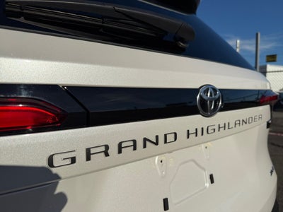 2024 Toyota Grand Highlander XLE