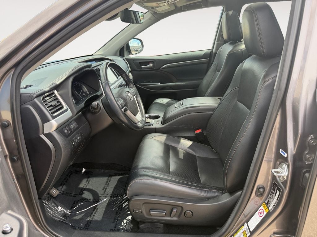 2018 Toyota Highlander Hybrid Limited Platinum 30 MPG