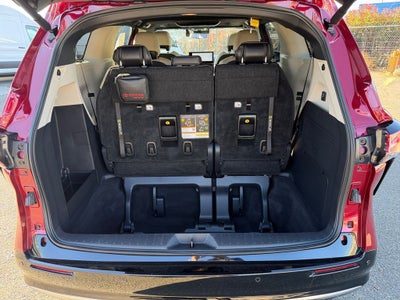 2025 Toyota Sienna Platinum 7 Passenger