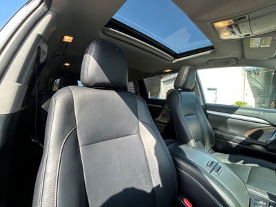 2019 Toyota HIGHLANDER XLE