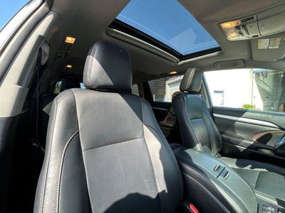 2019 Toyota HIGHLANDER XLE