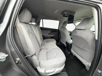 2023 Toyota Highlander LE