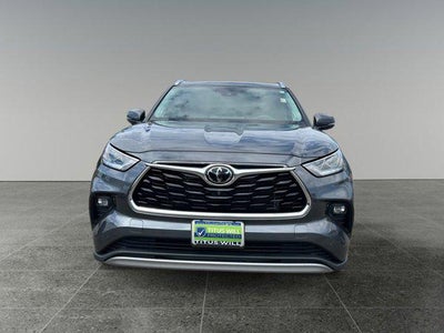 2023 Toyota HIGHLANDER Platinum 1 OWNER