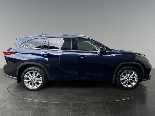 2023 Toyota Highlander Limited 1 OWNER