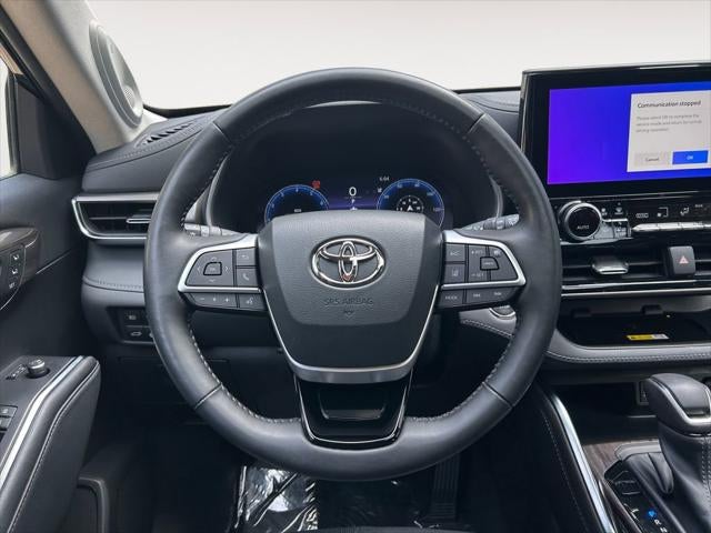 2023 Toyota Highlander Limited 1 OWNER