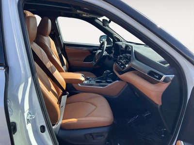 2025 Toyota HIGHLANDER Platinum