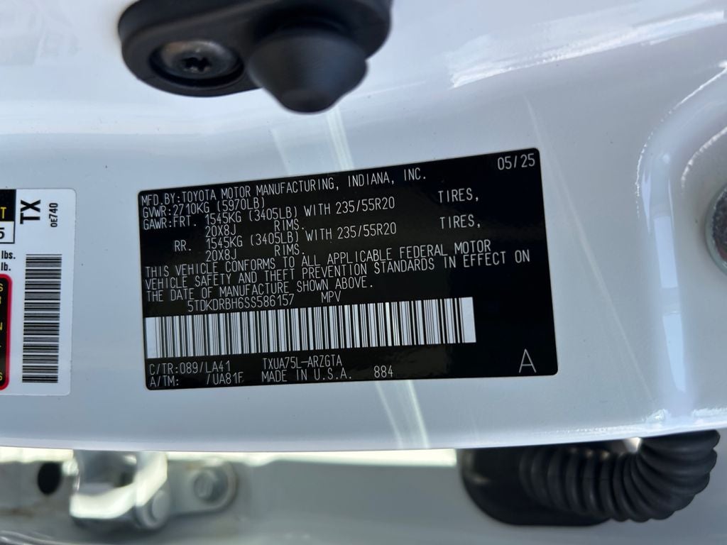 2025 Toyota HIGHLANDER Platinum