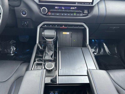 2023 Toyota TUNDRA 4X4 Platinum