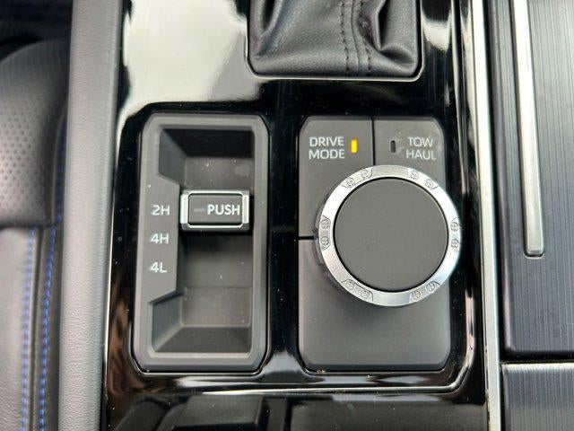 2023 Toyota TUNDRA 4X4 Platinum