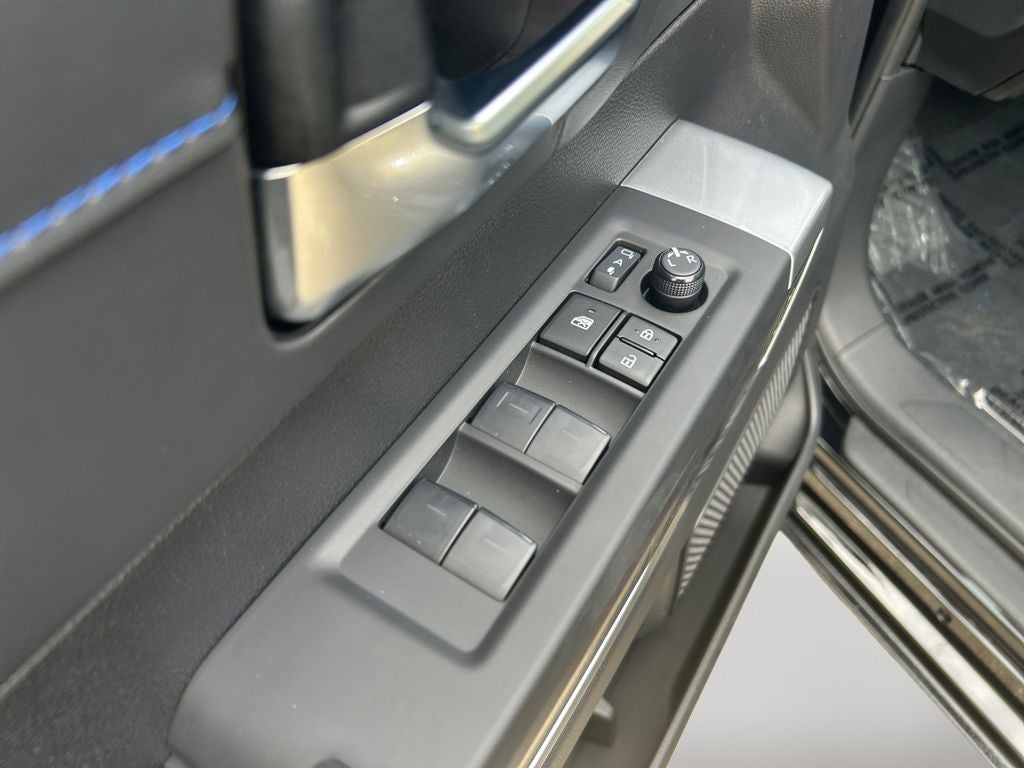 2023 Toyota Tundra i-FORCE MAX Platinum
