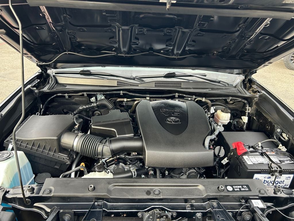 2018 Toyota TACOMA SR5 SR5 V6