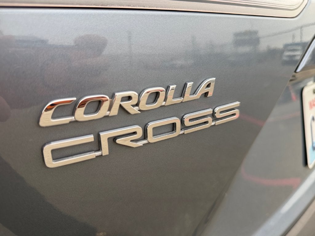 2023 Toyota Corolla Cross XLE