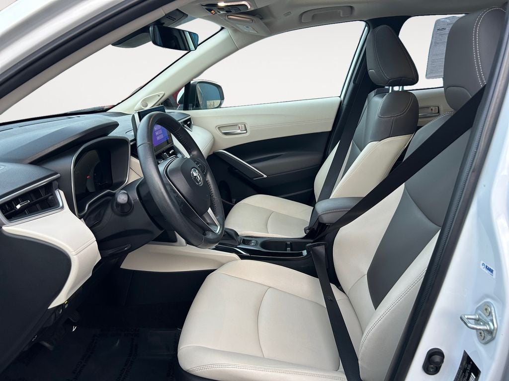 2023 Toyota Corolla Cross XLE