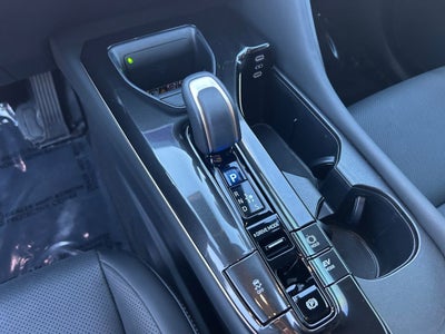 2025 Toyota Crown Signia Limited