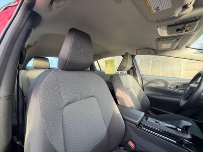 2025 Toyota Prius LE
