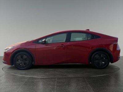 2025 Toyota Prius LE