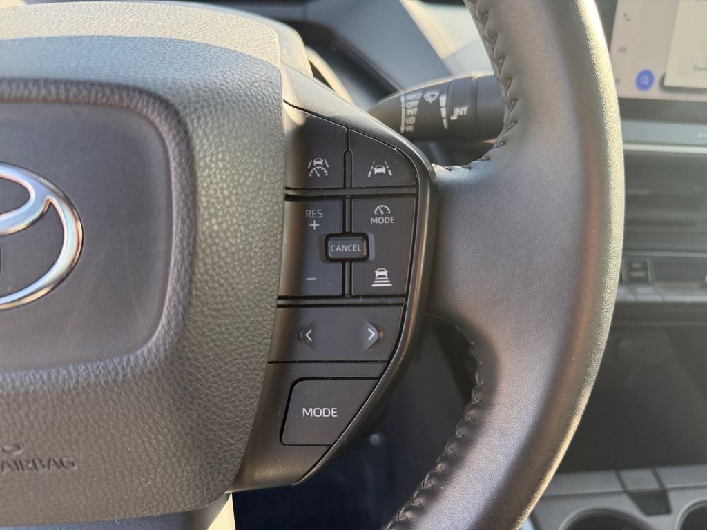 2023 Toyota Prius LE